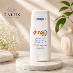 Protector Solar Facial Ziaja Sun SPF 50+ con Vitamina C